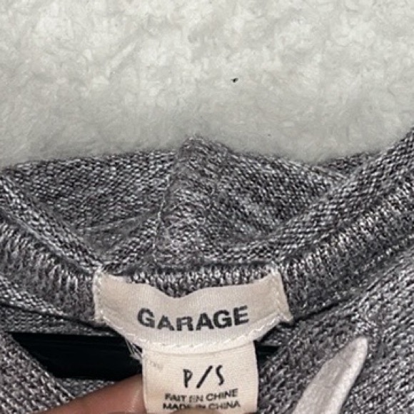 Cropped Hoodie - Picture 4 of 7